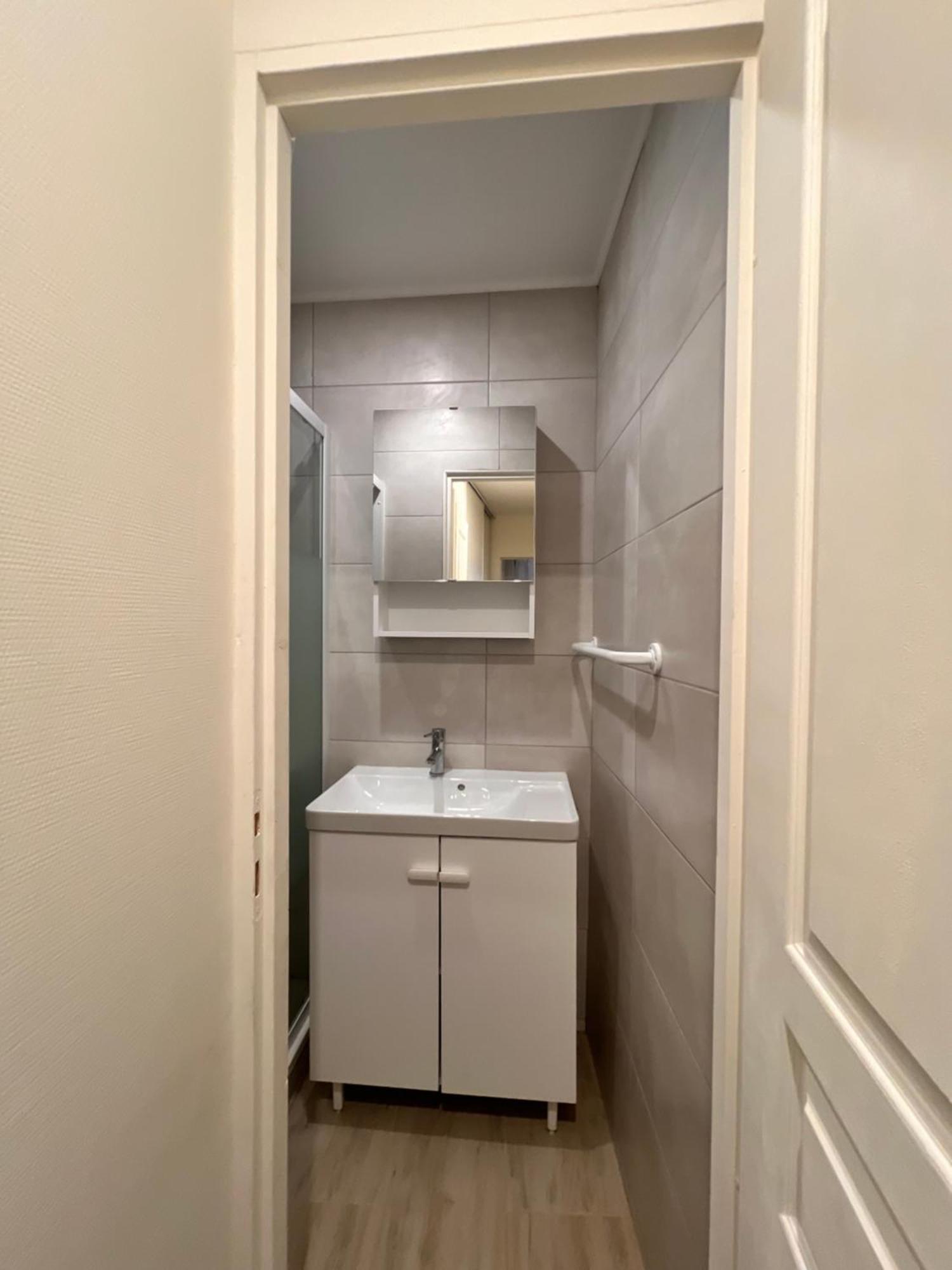 Appartement Rdc 9 Personnes, 2 Chambres, Wifi, Proche Du Centre La Bourboule Buitenkant foto