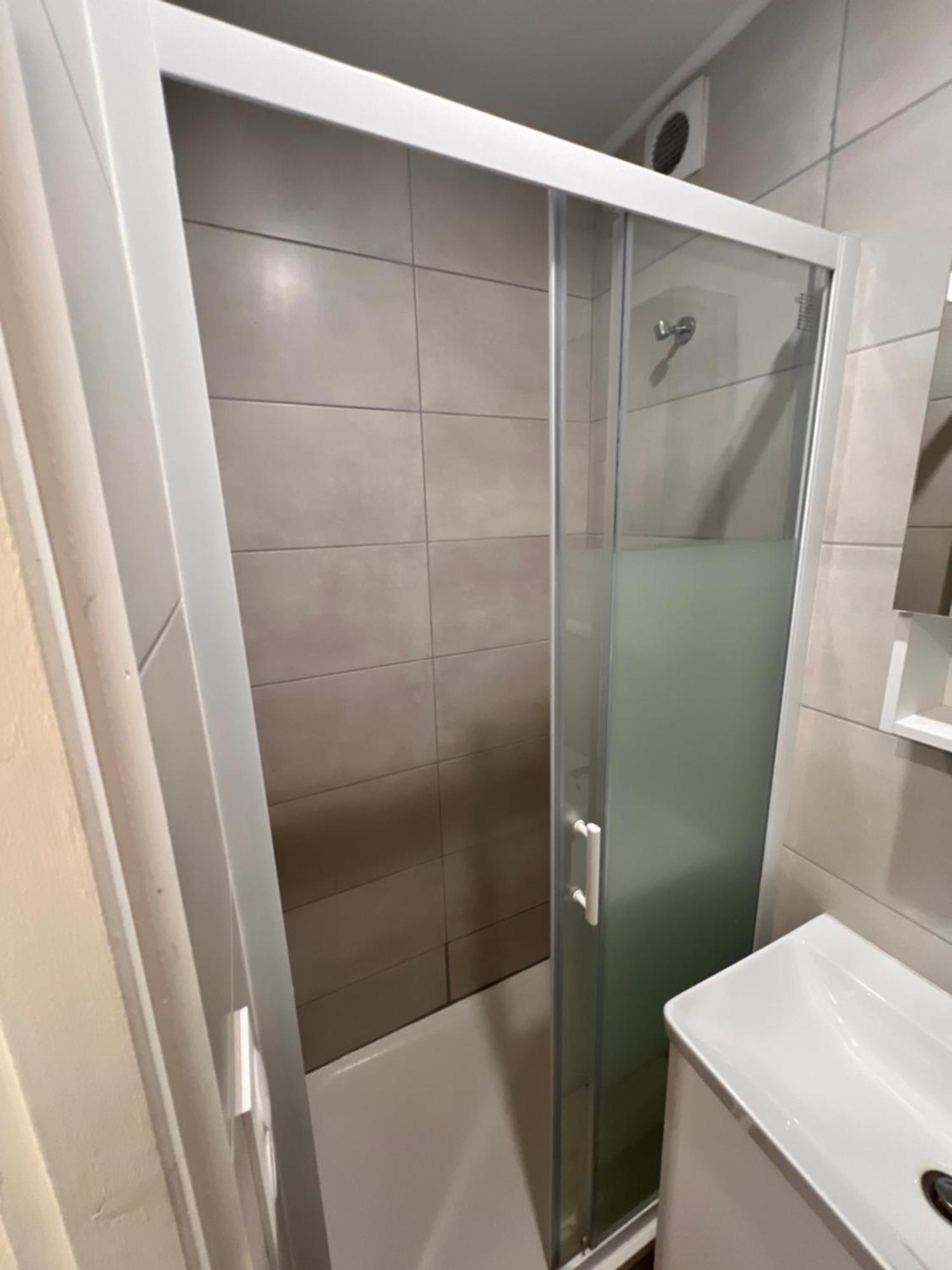 Appartement Rdc 9 Personnes, 2 Chambres, Wifi, Proche Du Centre La Bourboule Buitenkant foto